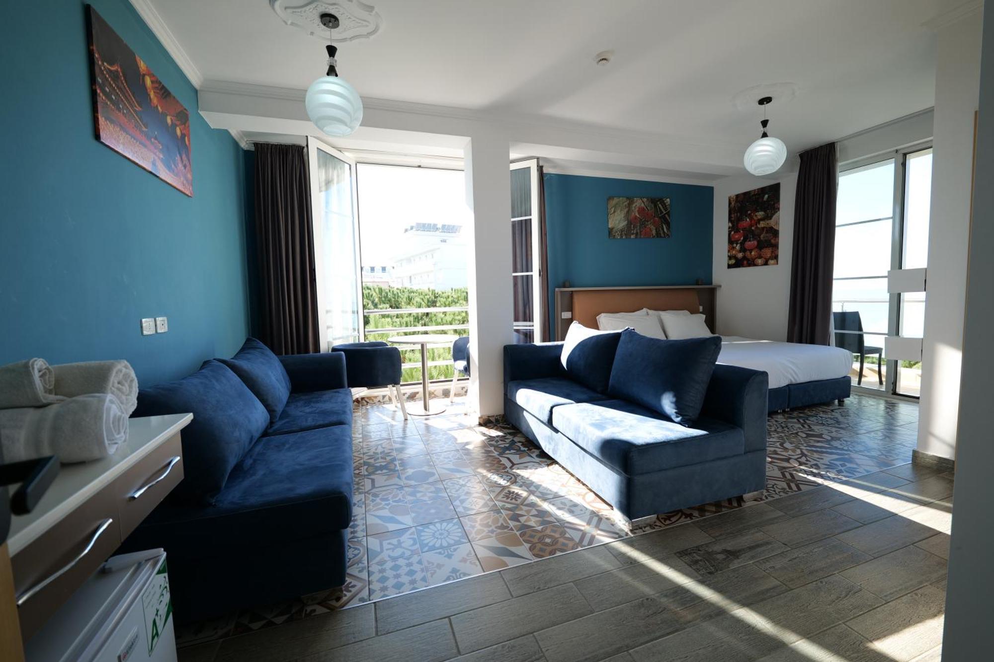 Отель Monaco & Garden 3*